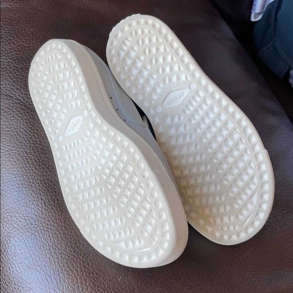 Crocs - Picture 3 of 3